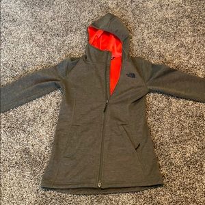 Small women’s gray North Face fleece